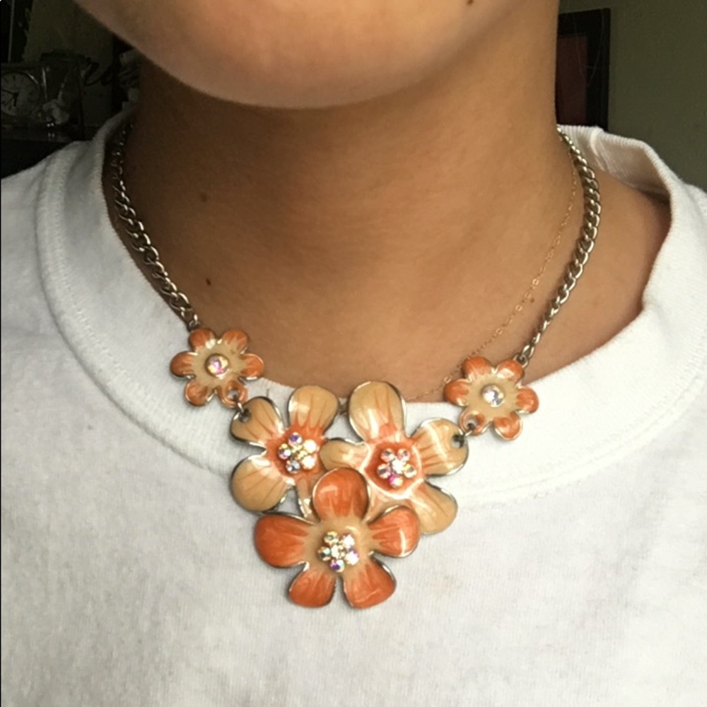 adjustable length floral statement necklace